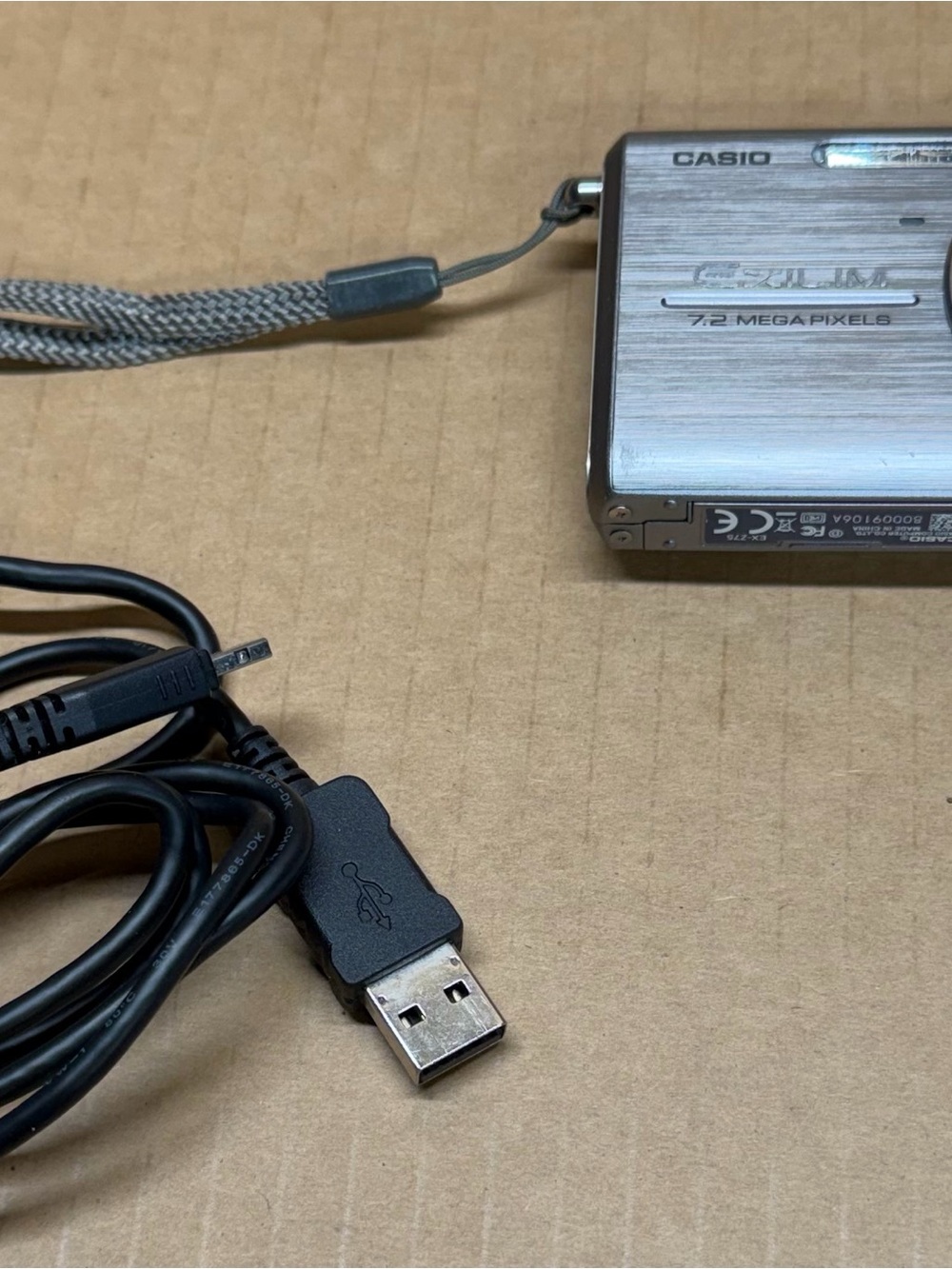 Casio Exilim 7.2 Silver Point-and-Shoot Camera with Black USB Cable